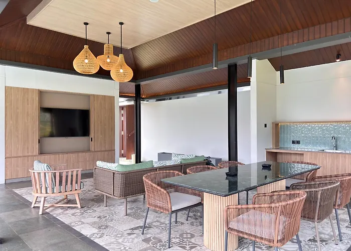 Hotel Santika Garut